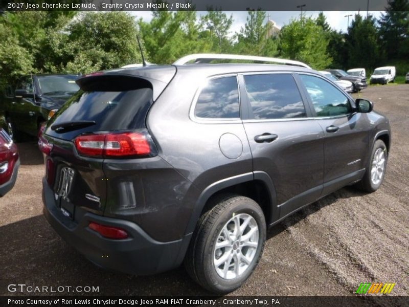 Granite Crystal Metallic / Black 2017 Jeep Cherokee Latitude