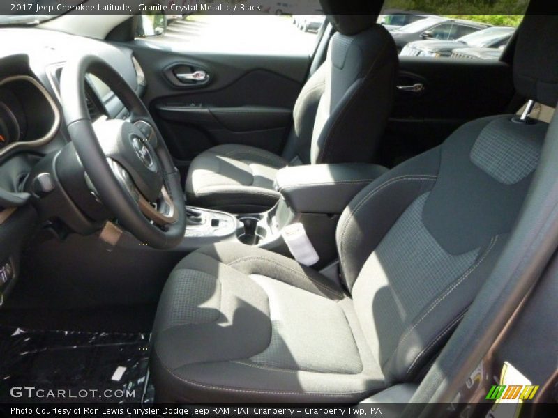 Granite Crystal Metallic / Black 2017 Jeep Cherokee Latitude