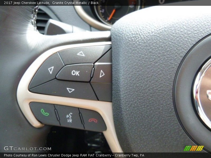 Granite Crystal Metallic / Black 2017 Jeep Cherokee Latitude