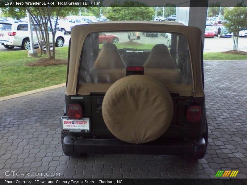 Moss Green Pearl / Tan 1997 Jeep Wrangler SE 4x4