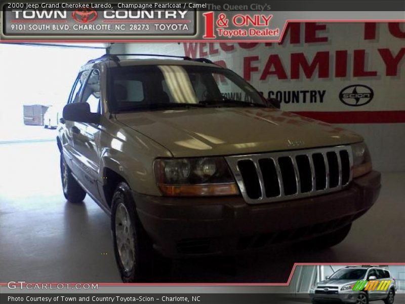 Champagne Pearlcoat / Camel 2000 Jeep Grand Cherokee Laredo