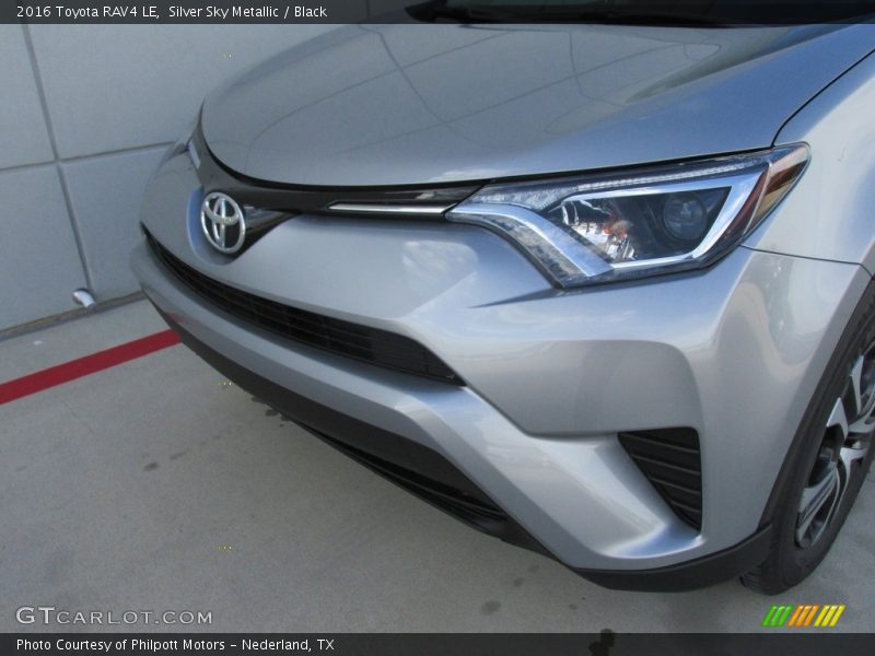 Silver Sky Metallic / Black 2016 Toyota RAV4 LE