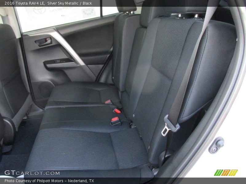 Silver Sky Metallic / Black 2016 Toyota RAV4 LE