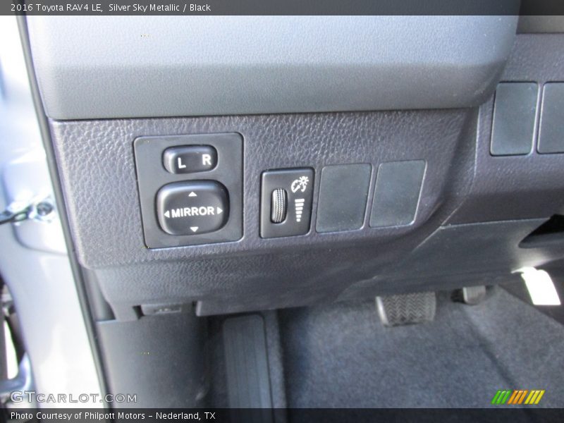 Silver Sky Metallic / Black 2016 Toyota RAV4 LE