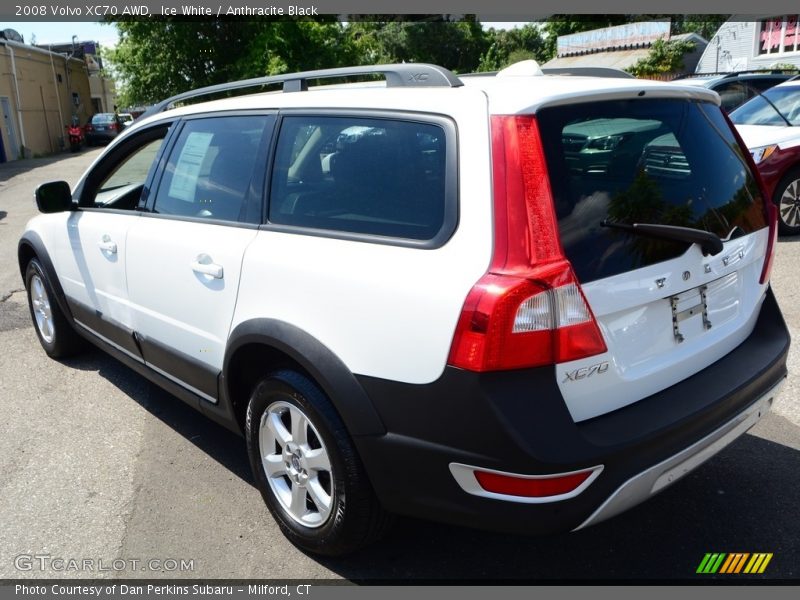 Ice White / Anthracite Black 2008 Volvo XC70 AWD