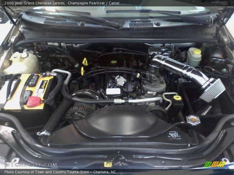 Champagne Pearlcoat / Camel 2000 Jeep Grand Cherokee Laredo