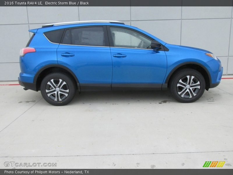 Electric Storm Blue / Black 2016 Toyota RAV4 LE