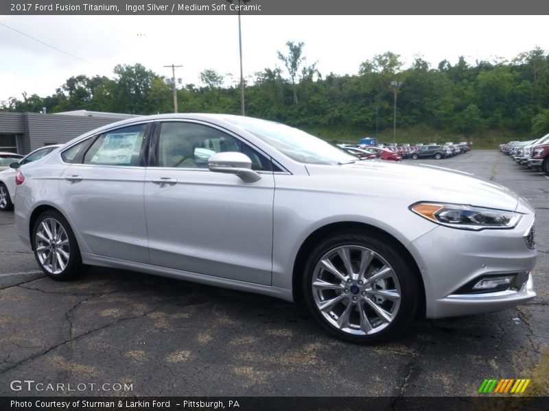 Ingot Silver / Medium Soft Ceramic 2017 Ford Fusion Titanium