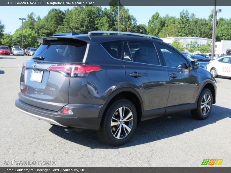 Magnetic Gray Metallic / Ash 2016 Toyota RAV4 XLE