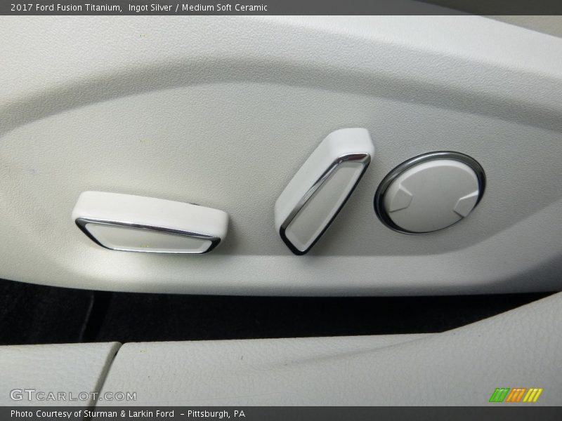 Ingot Silver / Medium Soft Ceramic 2017 Ford Fusion Titanium