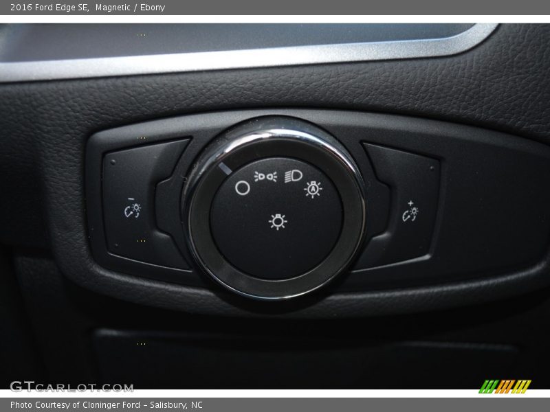 Magnetic / Ebony 2016 Ford Edge SE