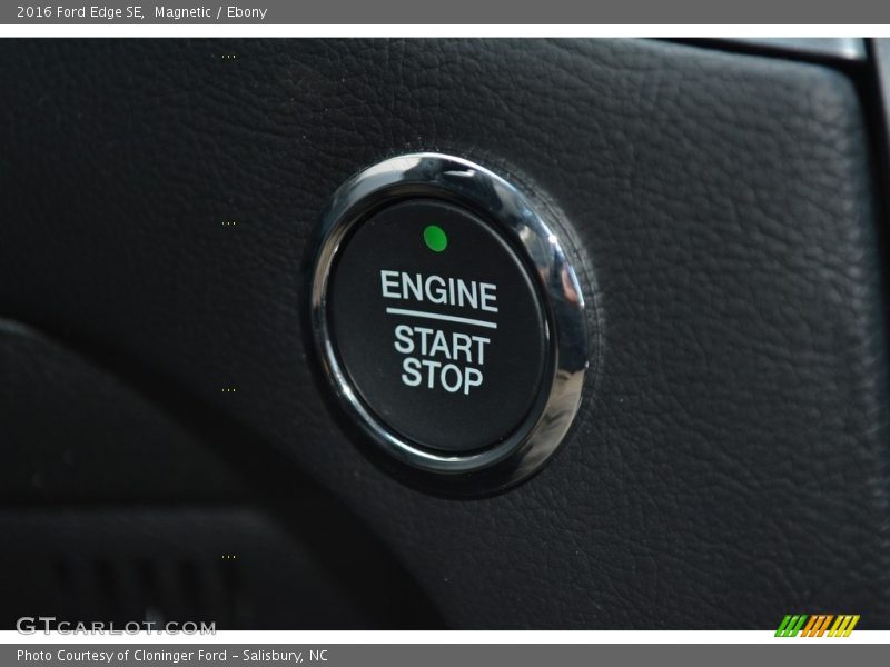 Magnetic / Ebony 2016 Ford Edge SE
