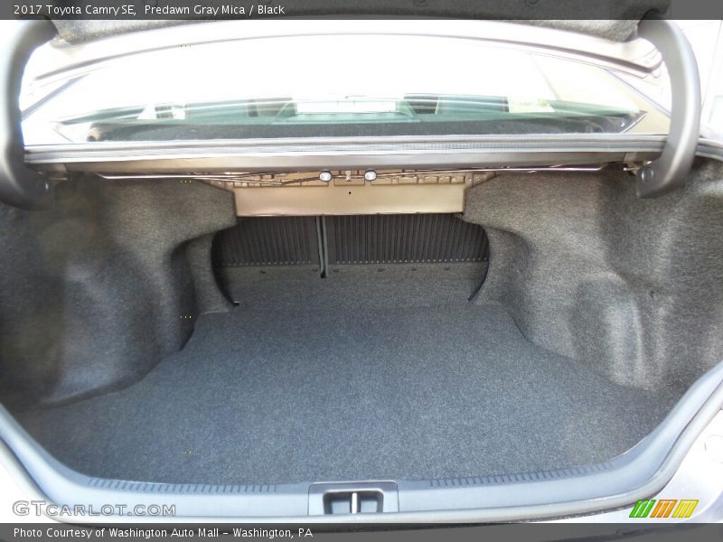 Predawn Gray Mica / Black 2017 Toyota Camry SE