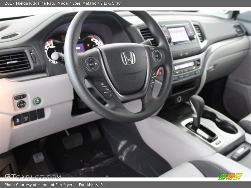 Modern Steel Metallic / Black/Gray 2017 Honda Ridgeline RTS