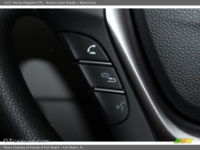 Modern Steel Metallic / Black/Gray 2017 Honda Ridgeline RTS