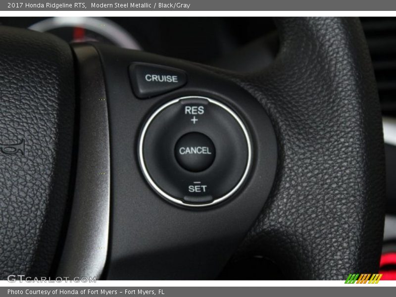 Modern Steel Metallic / Black/Gray 2017 Honda Ridgeline RTS