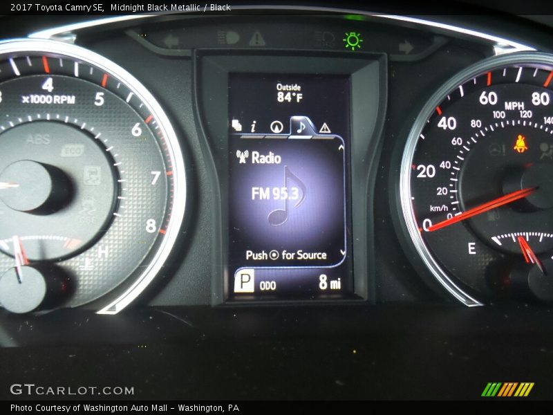 Midnight Black Metallic / Black 2017 Toyota Camry SE