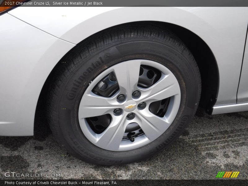 Silver Ice Metallic / Jet Black 2017 Chevrolet Cruze LS