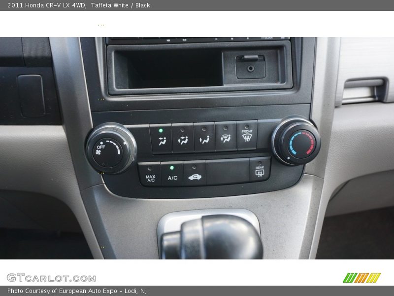 Taffeta White / Black 2011 Honda CR-V LX 4WD