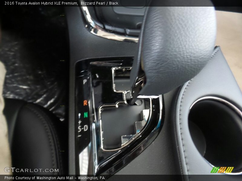 Blizzard Pearl / Black 2016 Toyota Avalon Hybrid XLE Premium