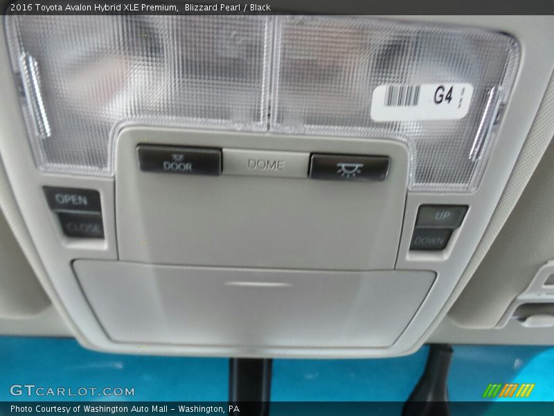 Blizzard Pearl / Black 2016 Toyota Avalon Hybrid XLE Premium