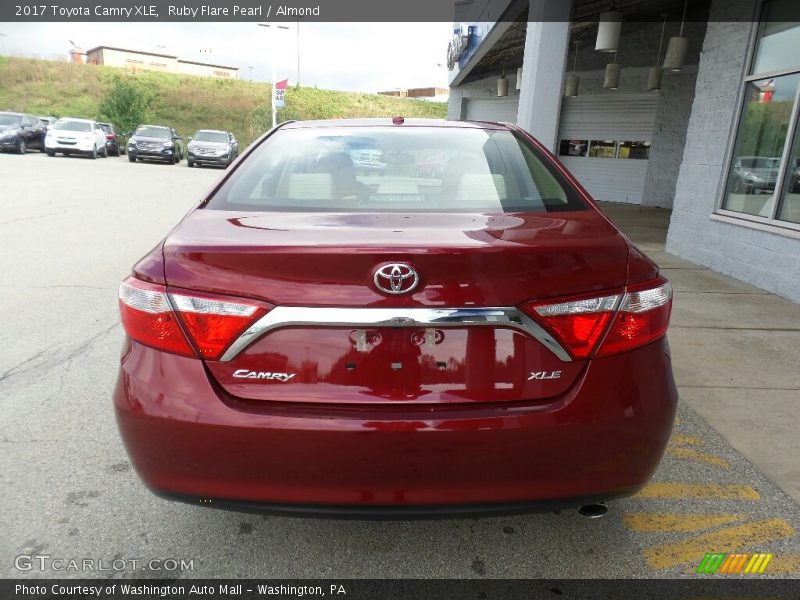Ruby Flare Pearl / Almond 2017 Toyota Camry XLE