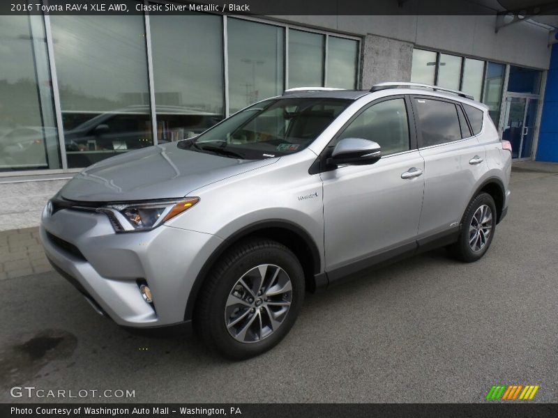 Classic Silver Metallic / Black 2016 Toyota RAV4 XLE AWD