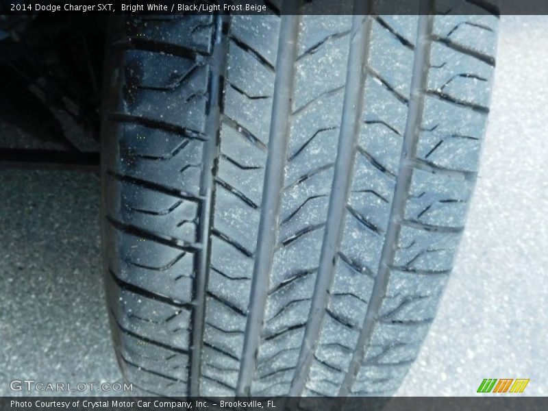 Bright White / Black/Light Frost Beige 2014 Dodge Charger SXT