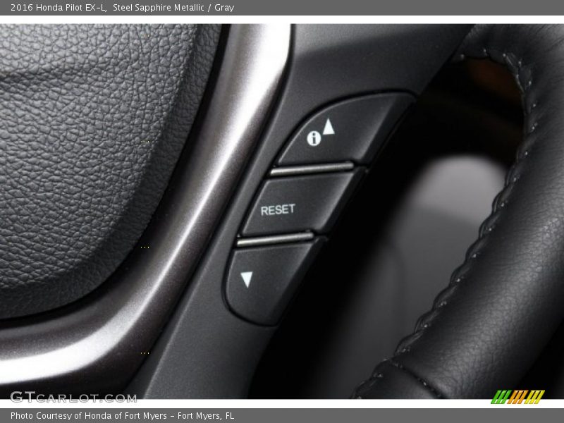 Controls of 2016 Pilot EX-L