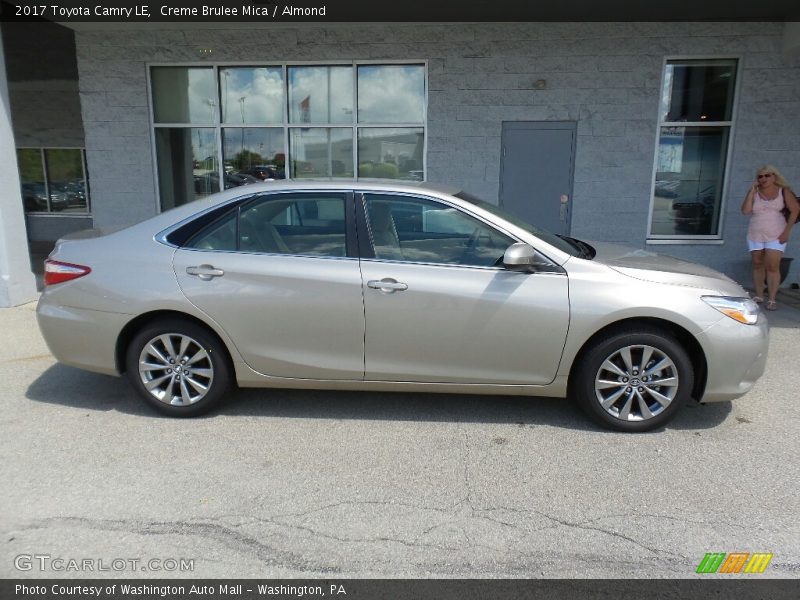 Creme Brulee Mica / Almond 2017 Toyota Camry LE