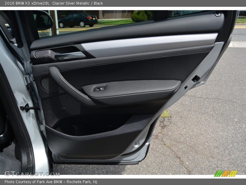 Glacier Silver Metallic / Black 2016 BMW X3 xDrive28i