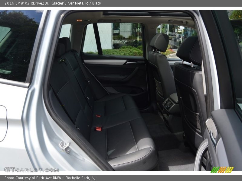 Glacier Silver Metallic / Black 2016 BMW X3 xDrive28i