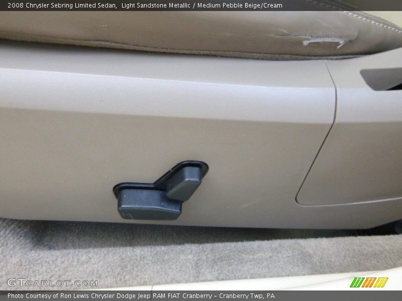 Light Sandstone Metallic / Medium Pebble Beige/Cream 2008 Chrysler Sebring Limited Sedan