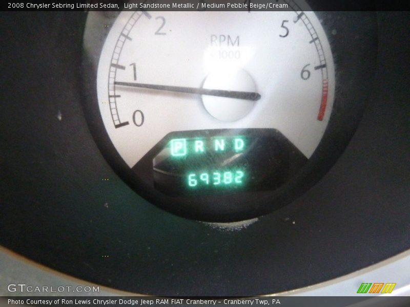 Light Sandstone Metallic / Medium Pebble Beige/Cream 2008 Chrysler Sebring Limited Sedan