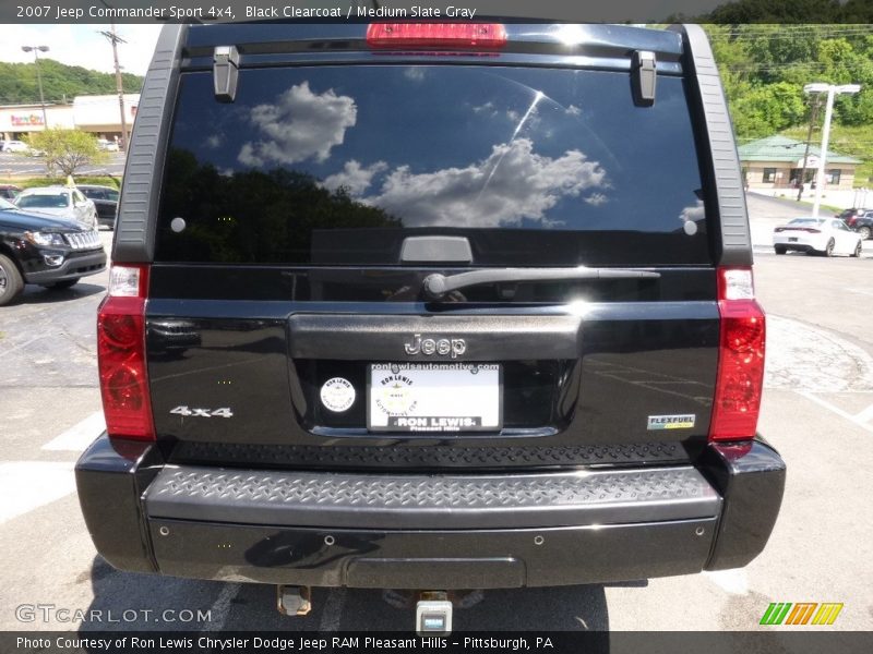Black Clearcoat / Medium Slate Gray 2007 Jeep Commander Sport 4x4