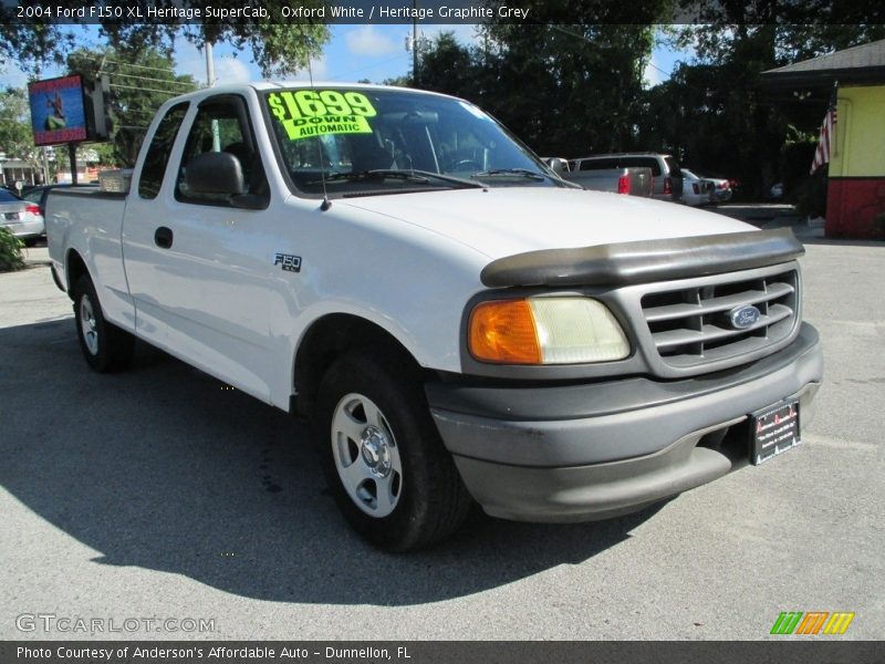 Front 3/4 View of 2004 F150 XL Heritage SuperCab