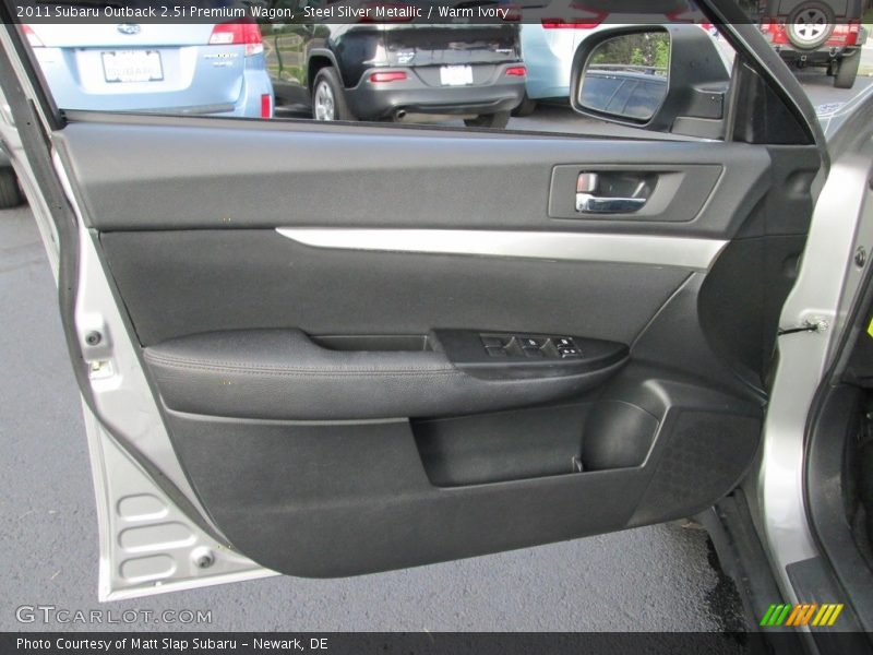 Steel Silver Metallic / Warm Ivory 2011 Subaru Outback 2.5i Premium Wagon