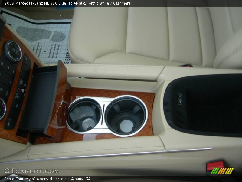 Arctic White / Cashmere 2009 Mercedes-Benz ML 320 BlueTec 4Matic