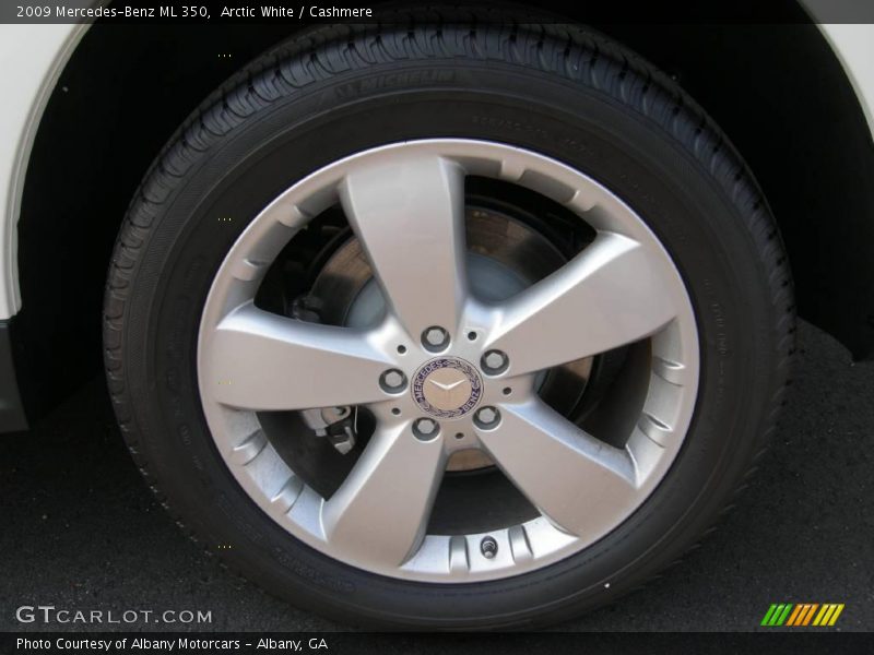 Arctic White / Cashmere 2009 Mercedes-Benz ML 350