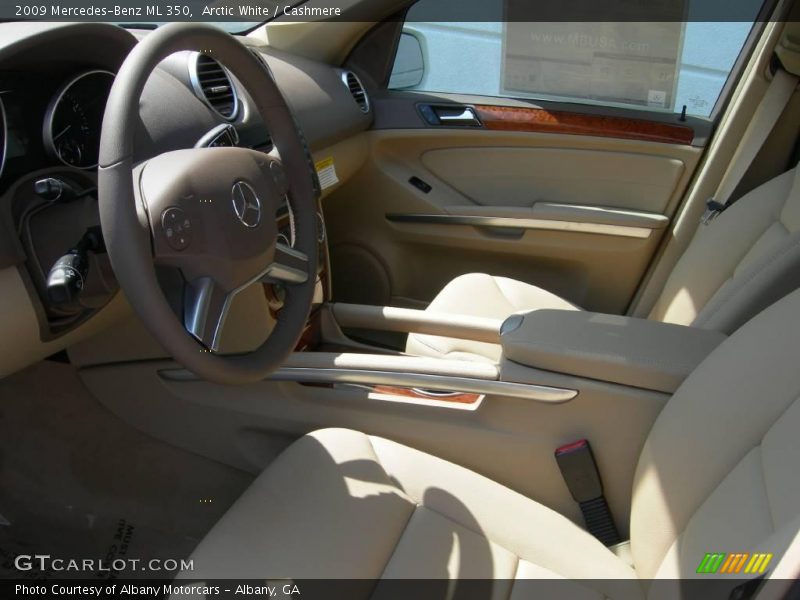 Arctic White / Cashmere 2009 Mercedes-Benz ML 350