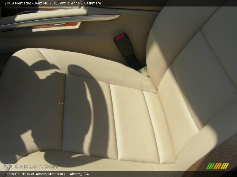 Arctic White / Cashmere 2009 Mercedes-Benz ML 350