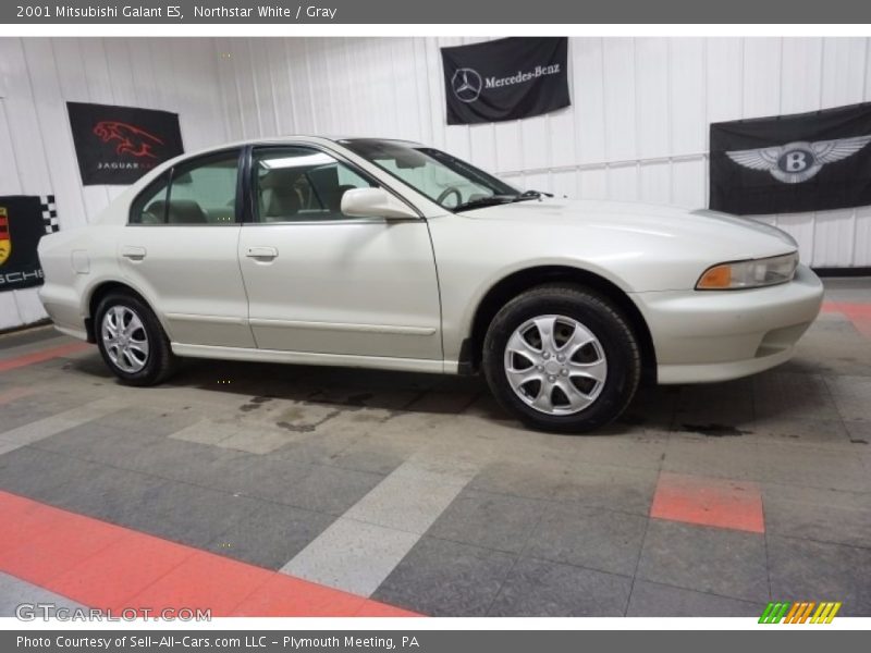 Northstar White / Gray 2001 Mitsubishi Galant ES