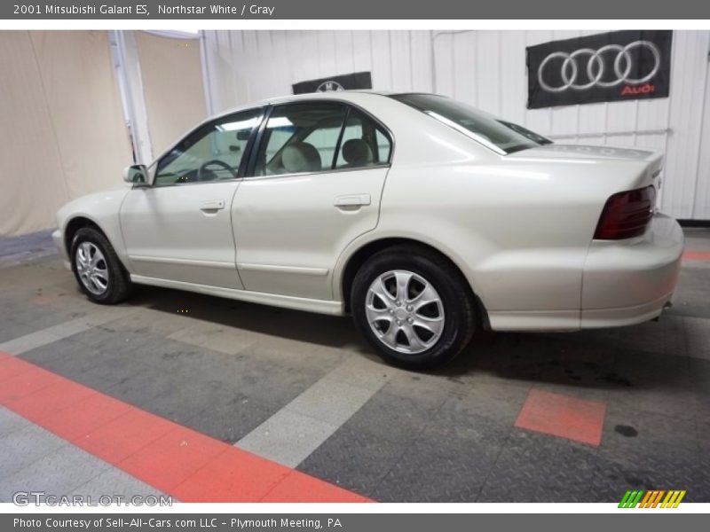 Northstar White / Gray 2001 Mitsubishi Galant ES