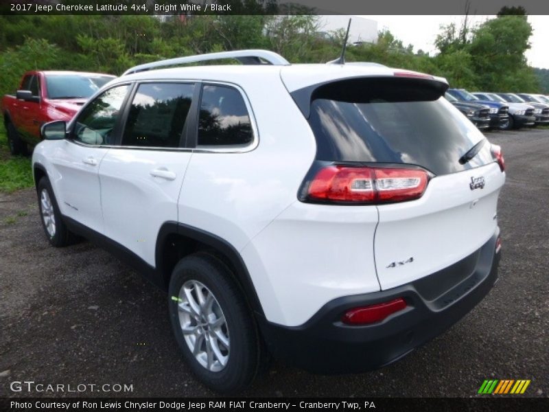 Bright White / Black 2017 Jeep Cherokee Latitude 4x4
