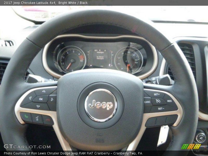 Bright White / Black 2017 Jeep Cherokee Latitude 4x4