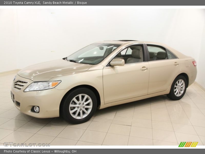 Sandy Beach Metallic / Bisque 2010 Toyota Camry XLE