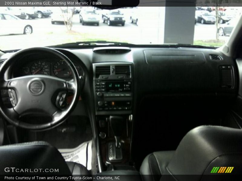 Sterling Mist Metallic / Black 2001 Nissan Maxima GLE