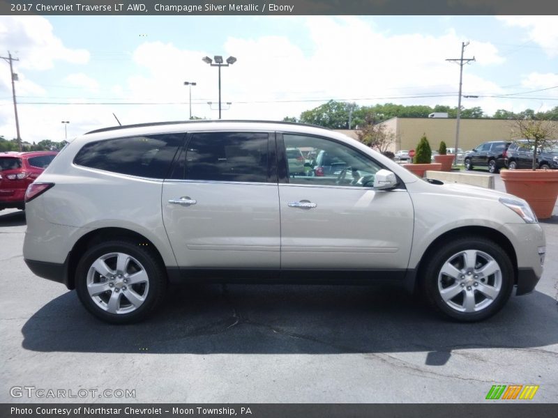 Champagne Silver Metallic / Ebony 2017 Chevrolet Traverse LT AWD