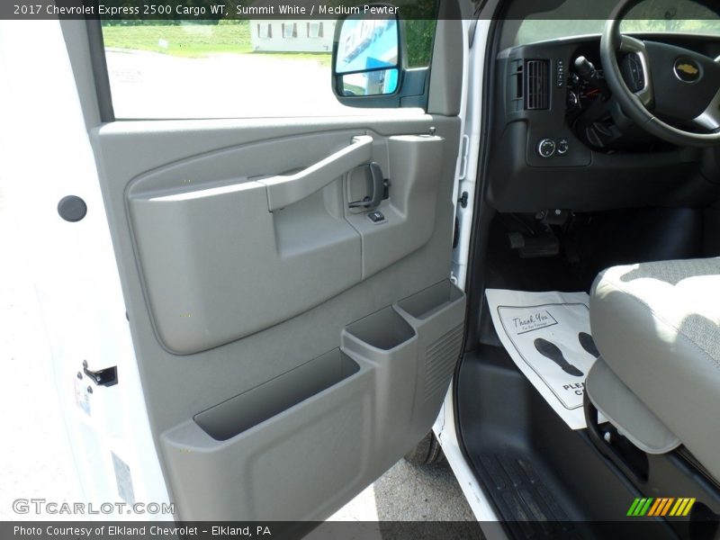 Summit White / Medium Pewter 2017 Chevrolet Express 2500 Cargo WT