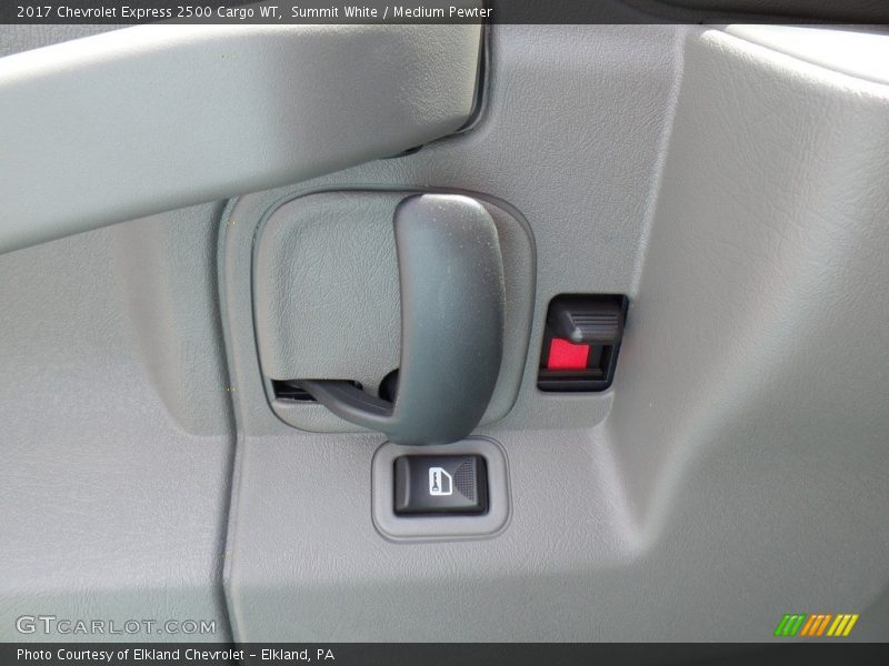 Summit White / Medium Pewter 2017 Chevrolet Express 2500 Cargo WT
